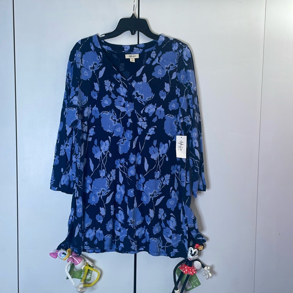 STYLE & CO PETITE tree quarter sleeve blouse ￼